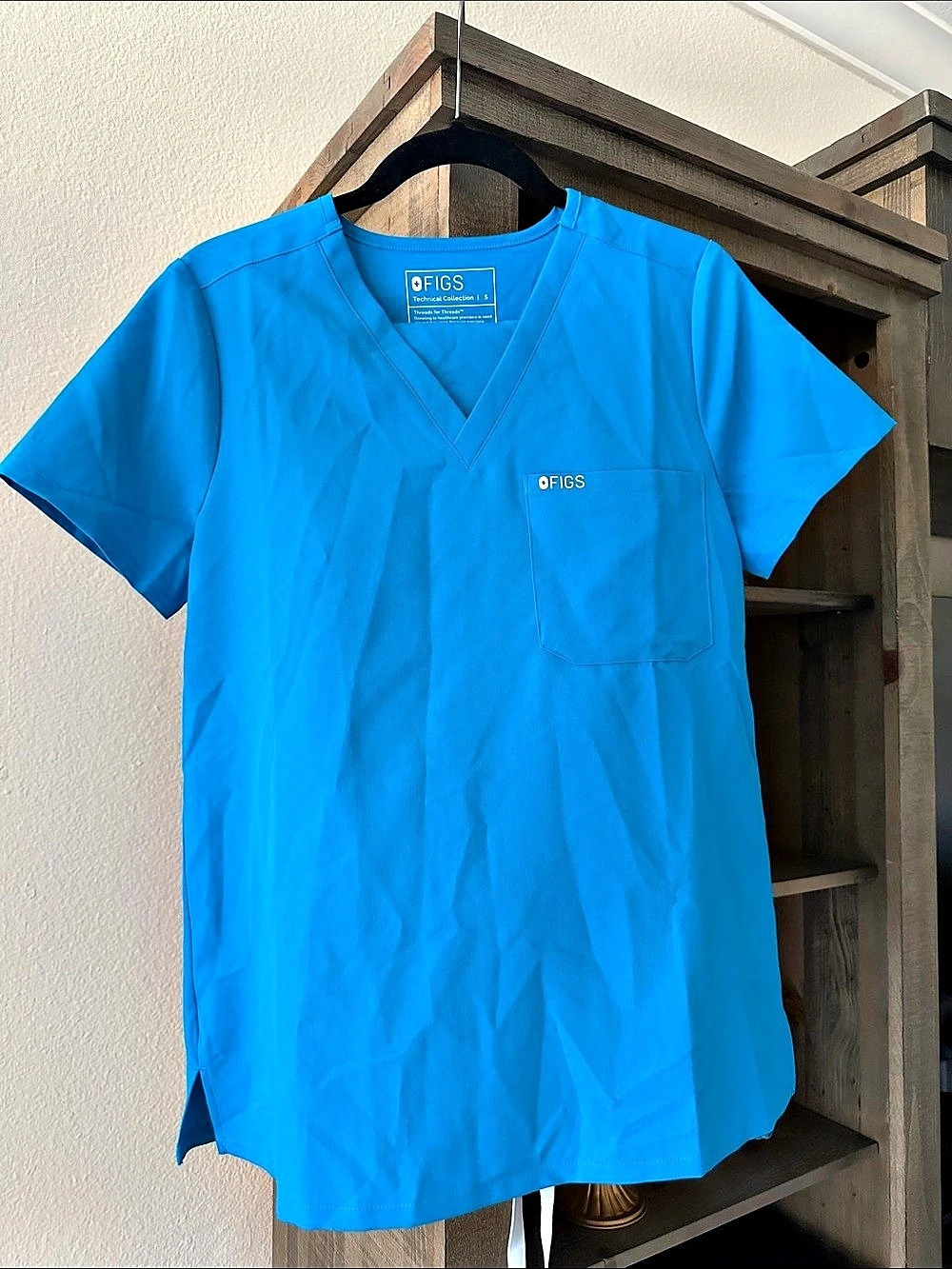 FIGS Catarina Extremes Scrub Top and Pants Set Blue Small